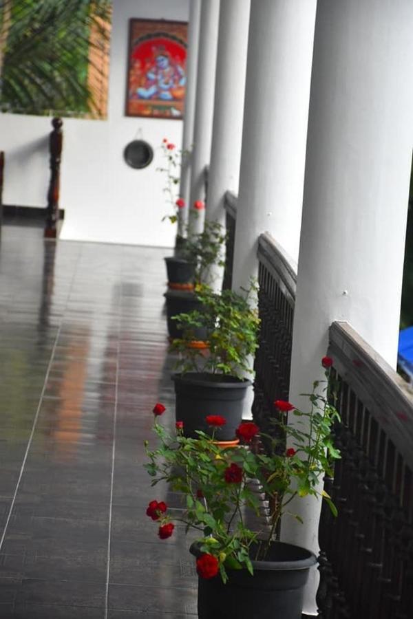 Sky Palace Beach Hotel Тривандрум Экстерьер фото
